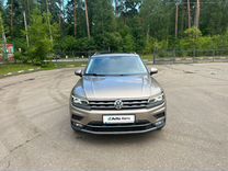 Volkswagen Tiguan 2.0 AMT, 2017, 107 000 км, с пробегом, цена 2 600 000 руб.