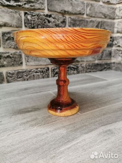 Ваза для фруктов на ножке дерево