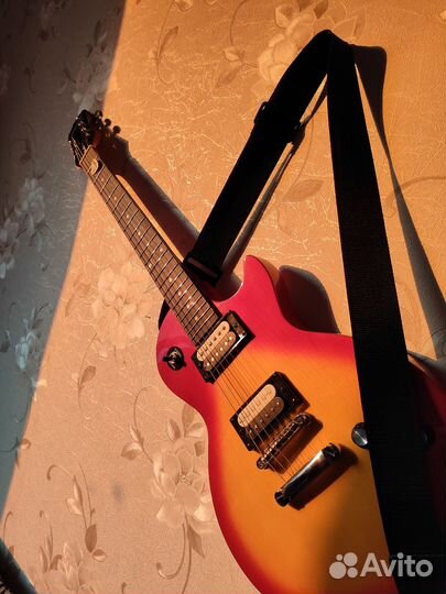 Электрогитара Epiphone Les Paul Studio LT