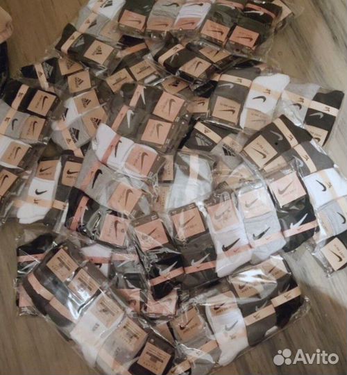 Носки Nike высокие белые