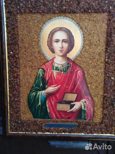 Икона из янтаря