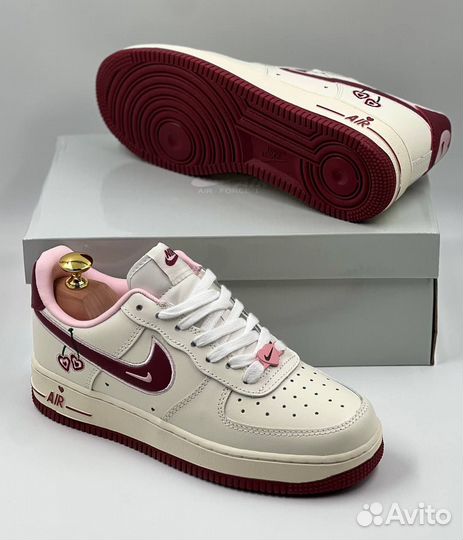 Женские кроссовки Nike Air Force 1 wmns