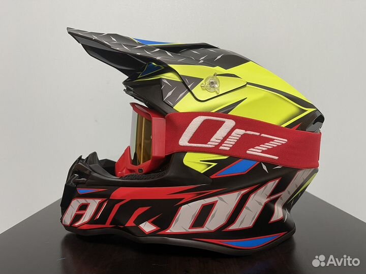 Шлем кроссовый (эндуро) новый