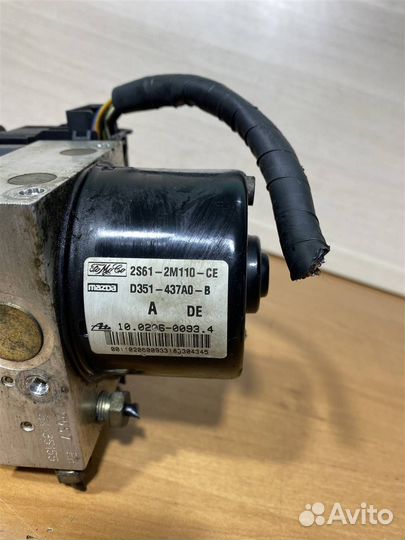 Блок управления тормозами/насос ABS Ford Fiesta