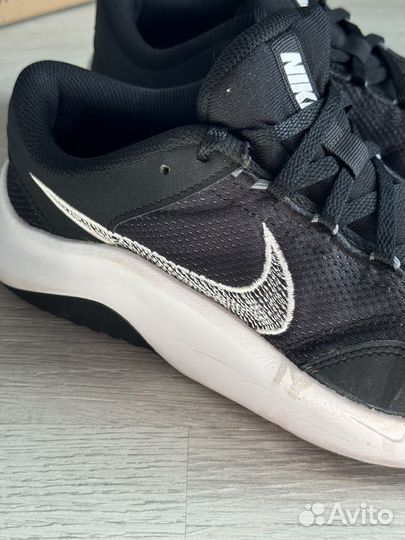 Кросовки для зала Nike US 8,5