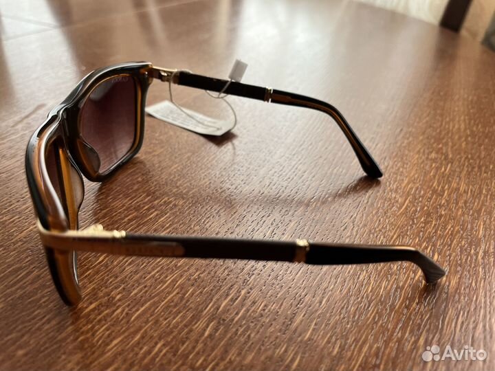 Солнцезащитные очки женские gucci