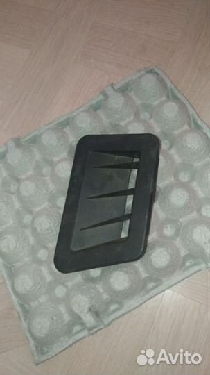 Воздуховод в ноги заднего пассажира правый ауди