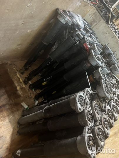 Амортизаторы передние на Мерседес W253 W238 W212