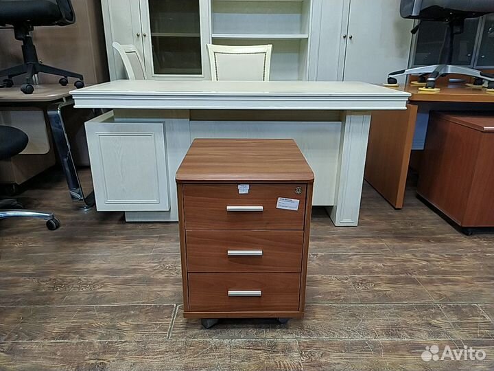 Тумба подкатная 3 ящ. б/у 44х52х60 09338-орх