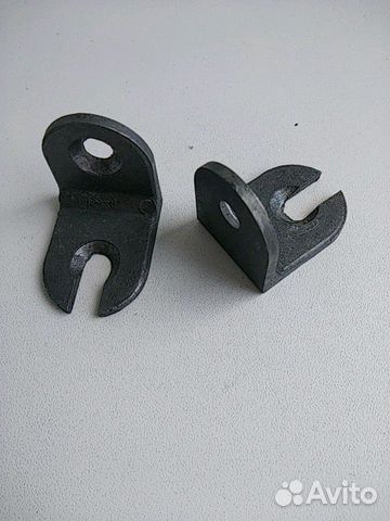 Уголок стяжки мебели с крепежом, полкодержатель