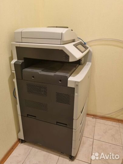 Цветной лазерный принтер с wifi бу