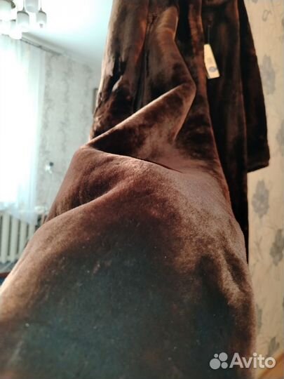 Мутоновая шуба новая 50 52 размер
