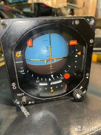 Прибор командный пилотажный пкп самолета Ту-154