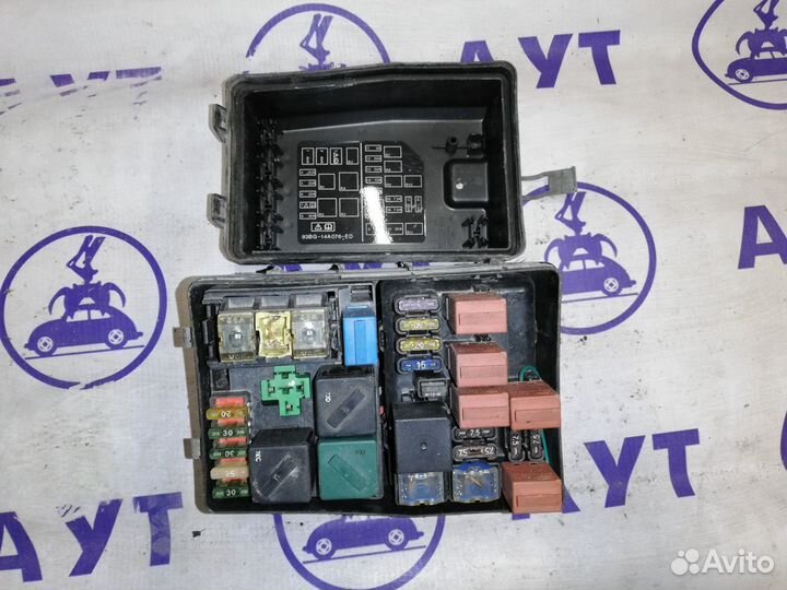 Блок предохранителей Форд Мондео