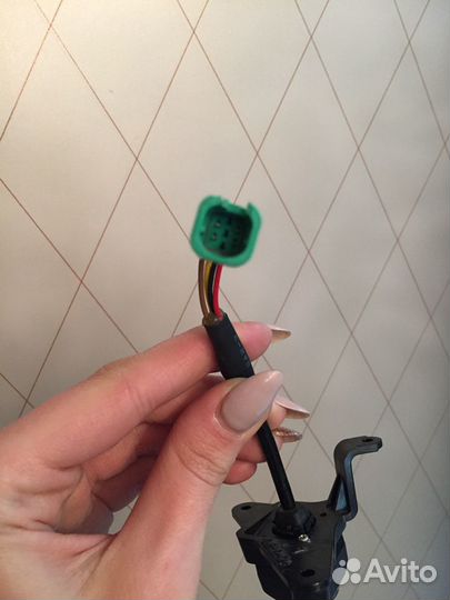 Камера в левое зеркало Land Cruiser Prado 150