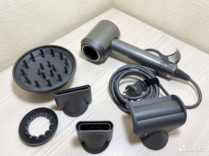 Фен Dyson Supersonic hd08 Malaysia