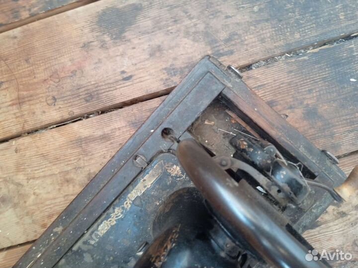 Швейная машинка зингер бу