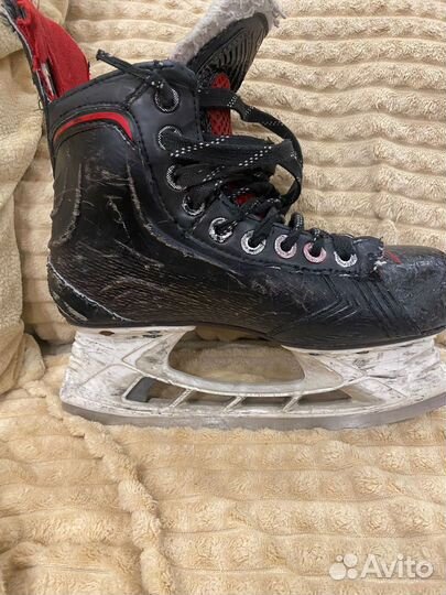 Хоккейные коньки bauer 3,5