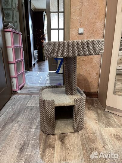 Когтеточка домик для кошки бу