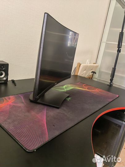 Монитор philips