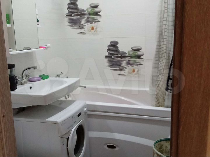 2-к. квартира, 43 м², 3/5 эт.