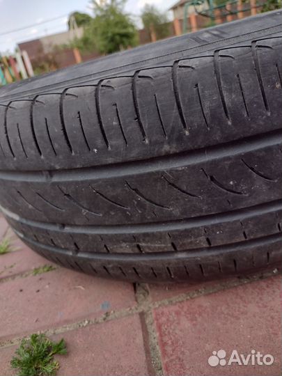Два колеса Toyota 205/60 R16