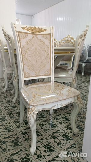 Стулья новые для дома