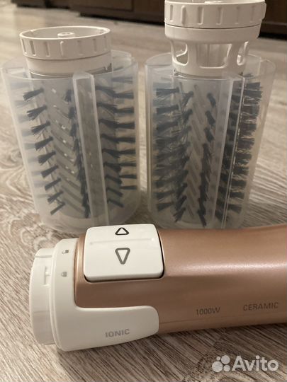 Вращающаяся фен-щетка для волос Rowenta