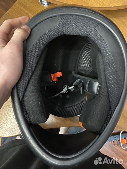 Мотоциклетный шлем uvex