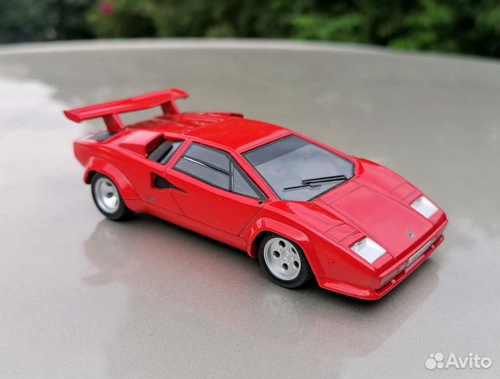 Модель Lamborghini Countach 1/43