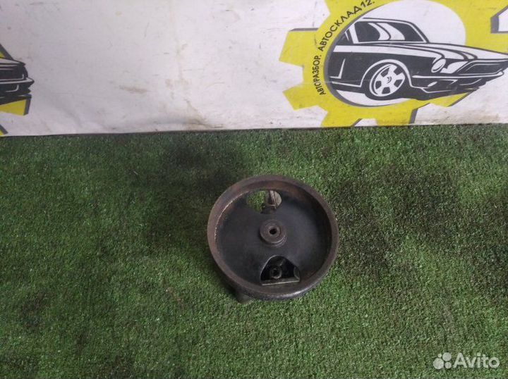 Насос гура Nissan Bluebird SU14 CD20 2000