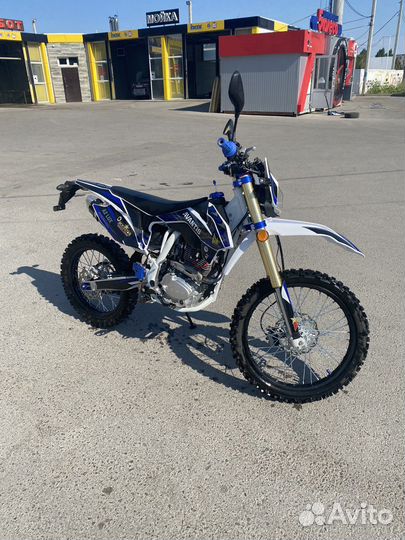 Мотоцикл Avantis A2 LUX