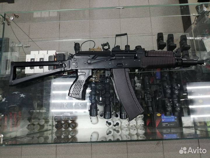 Автомат Cyma акс-74У, с пластиковым цевьём (CM045)