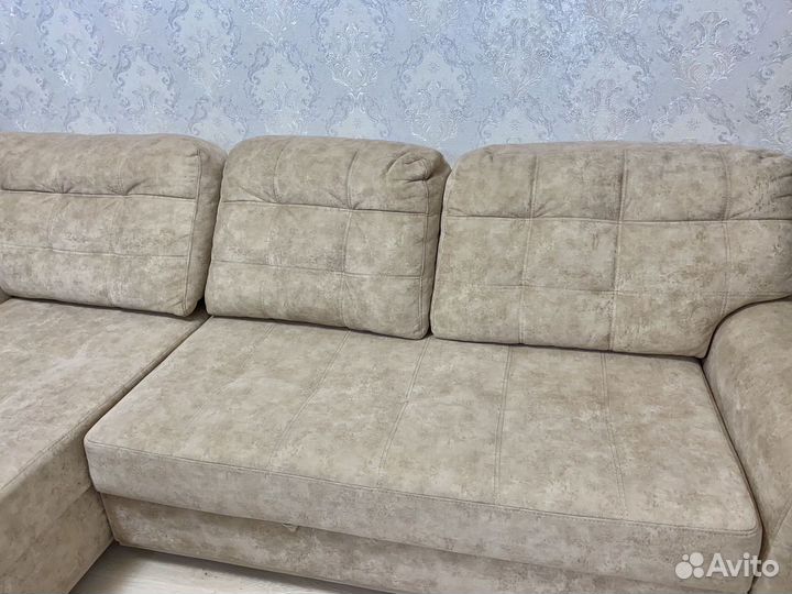 Угловой диван
