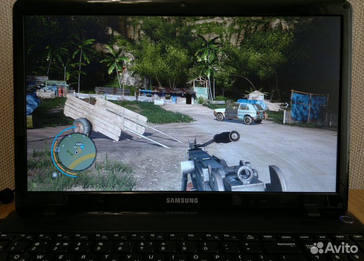 Samsung (Core i5-3210M, Radeon 7670M, SSD+HDD, 6Gb