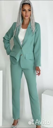 Брючный костюм женский 52 54