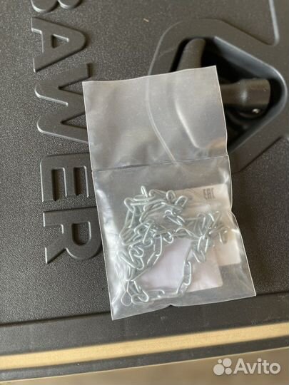 Крепления к ящикам для грузовиков