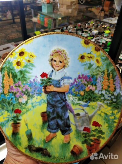 Тарелка декоративная A Time to Plant Сандры Кук