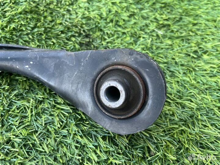 Рычаг подвески верхний левый правый передний Lexus