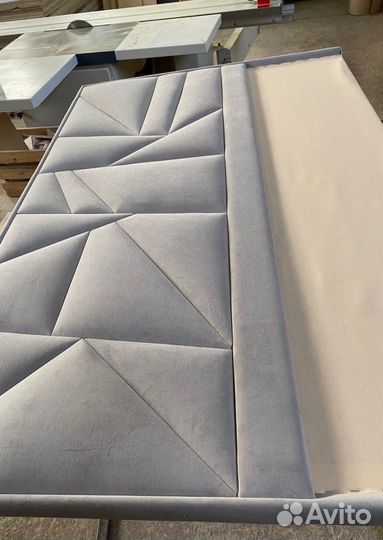 Кровати с мягким изголовьем