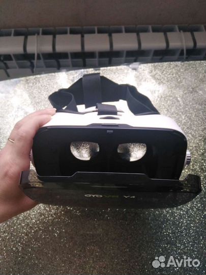 Очки виртуальной реальности для телефона