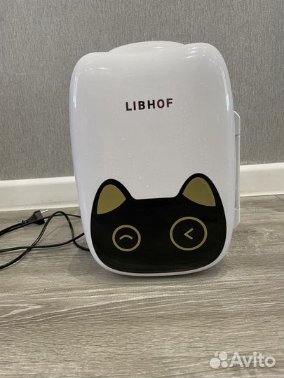 Холодильник для косметики Libhof CT-6 6л