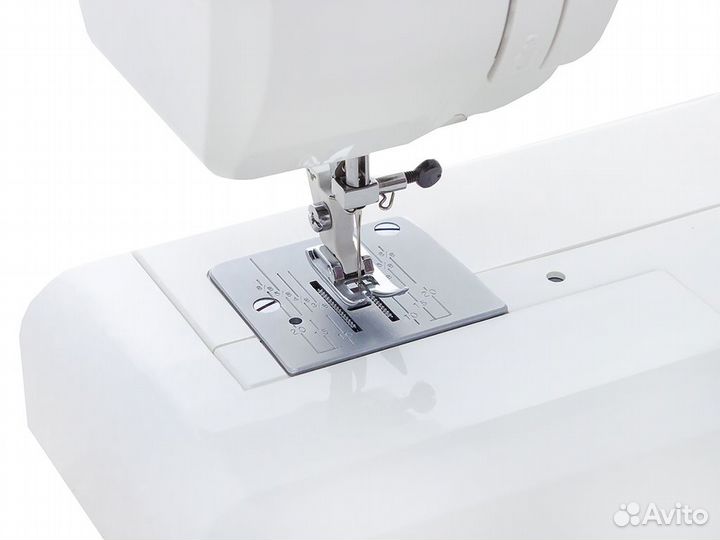 Швейная машина Janome 5500