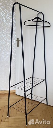 2 напольные вешалки