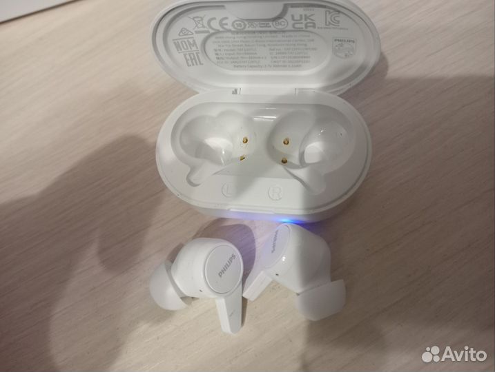 Беспроводные наушники philips TAT1207WT