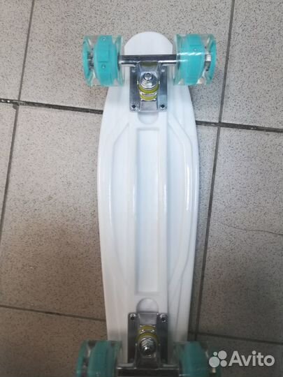 Пенниборд со светящимися колесами (Глаз)