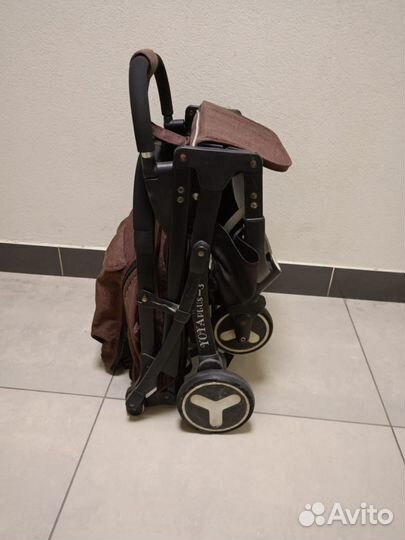 Коляска прогулочная yoya plus 3