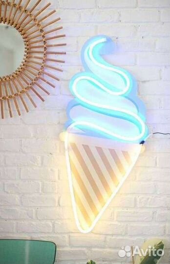 Неоновая вывеска