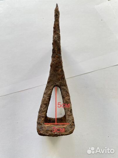 Топор старинный