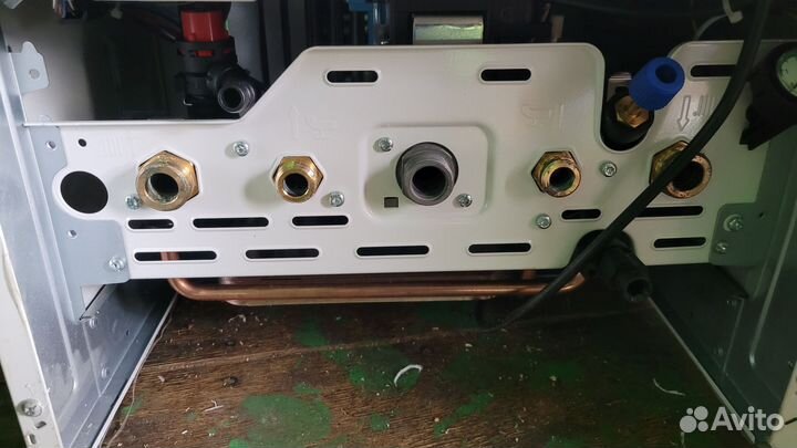 Газовый котел двухконтурный ariston